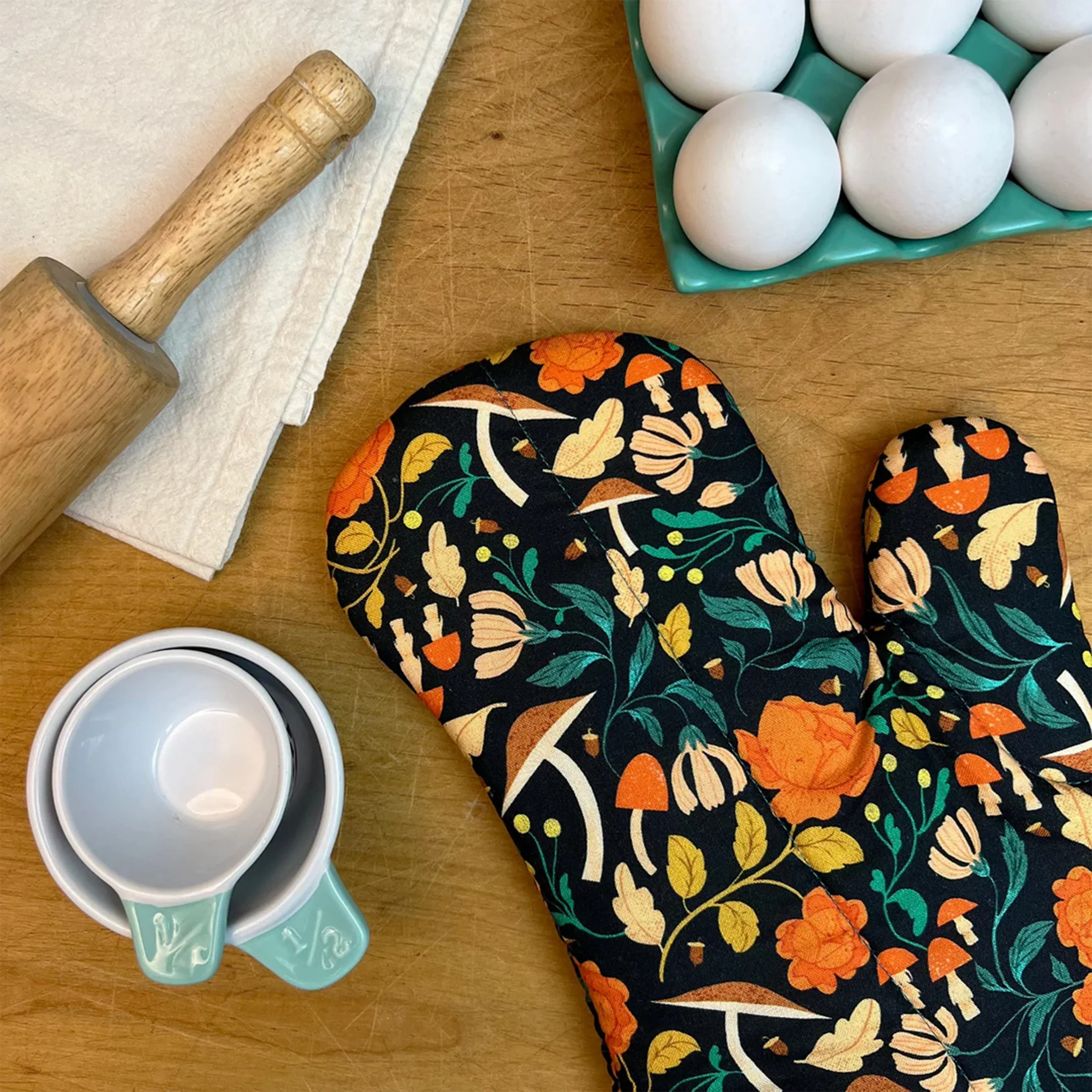 Collisionware Oven Mitt - Image 9