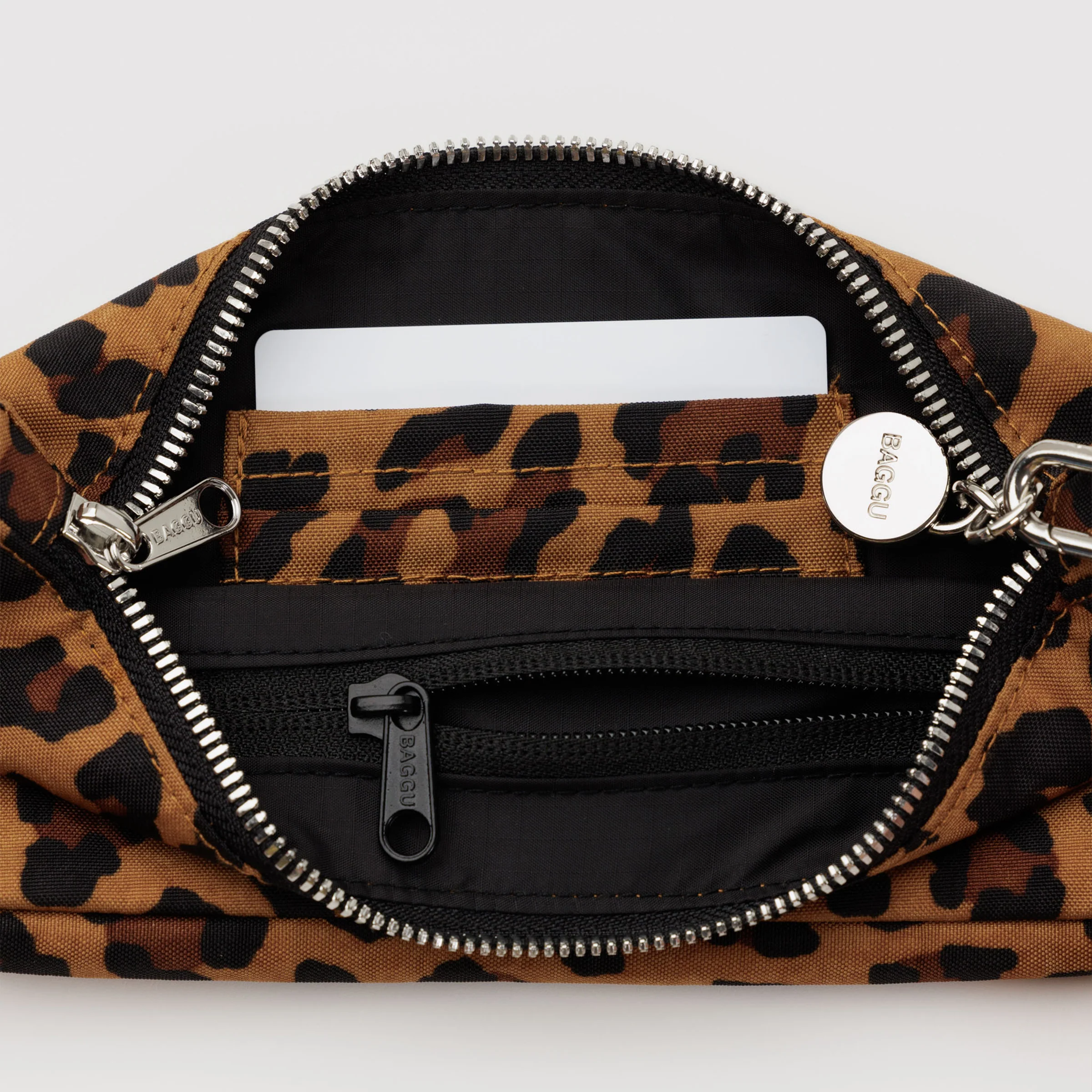 Nylon Pochette - Image 12