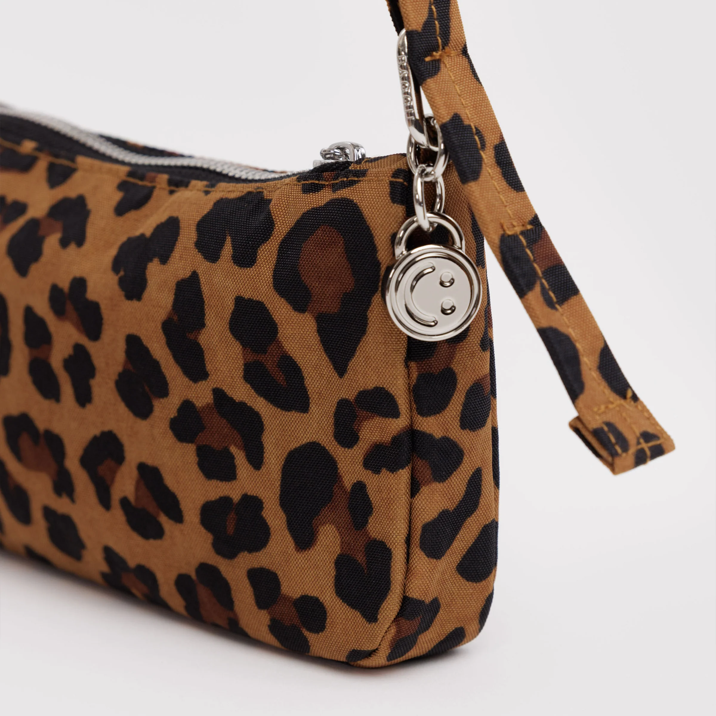 Nylon Pochette - Image 13