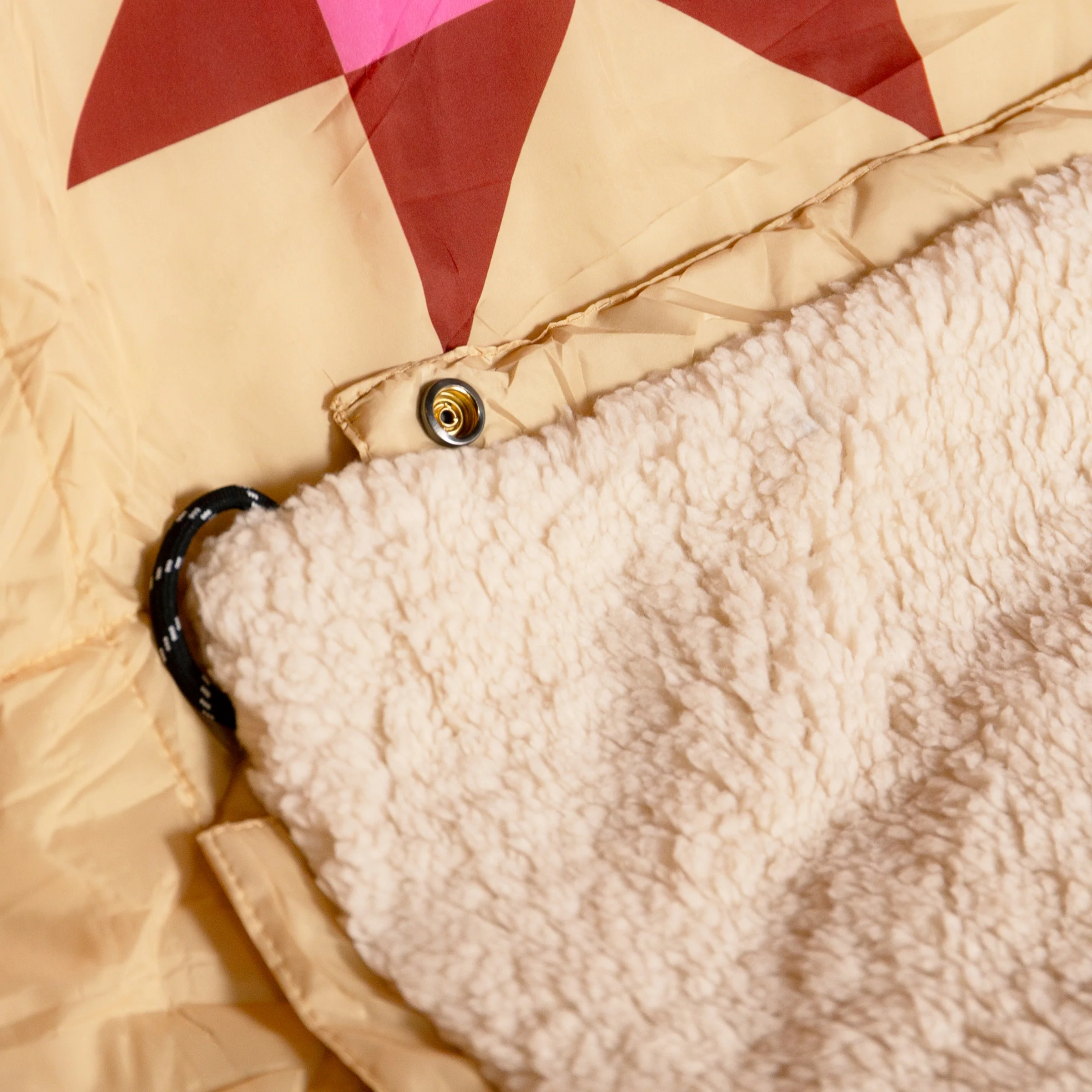 Quilt Stars Camp Blanket - Image 7