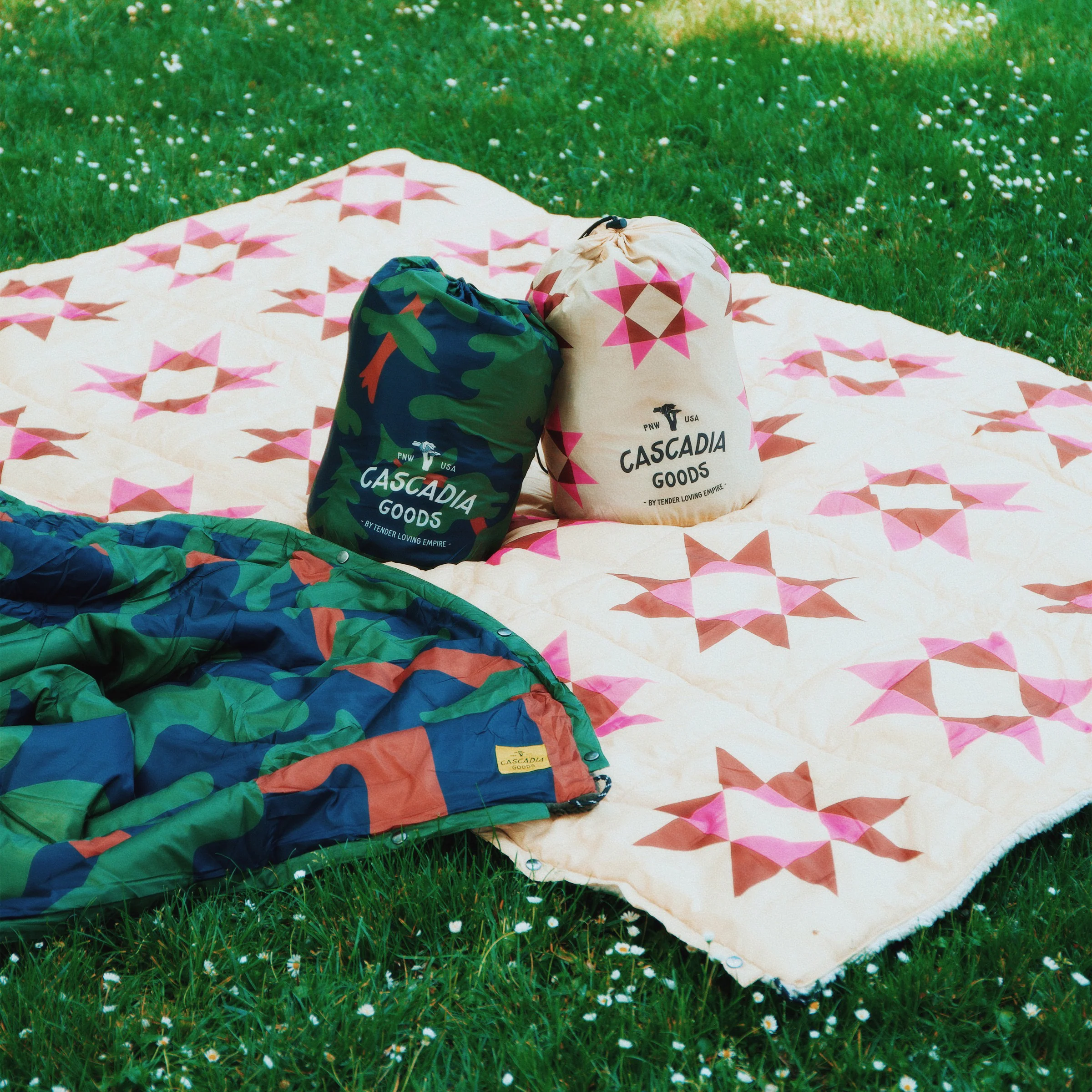 Quilt Stars Camp Blanket - Image 9