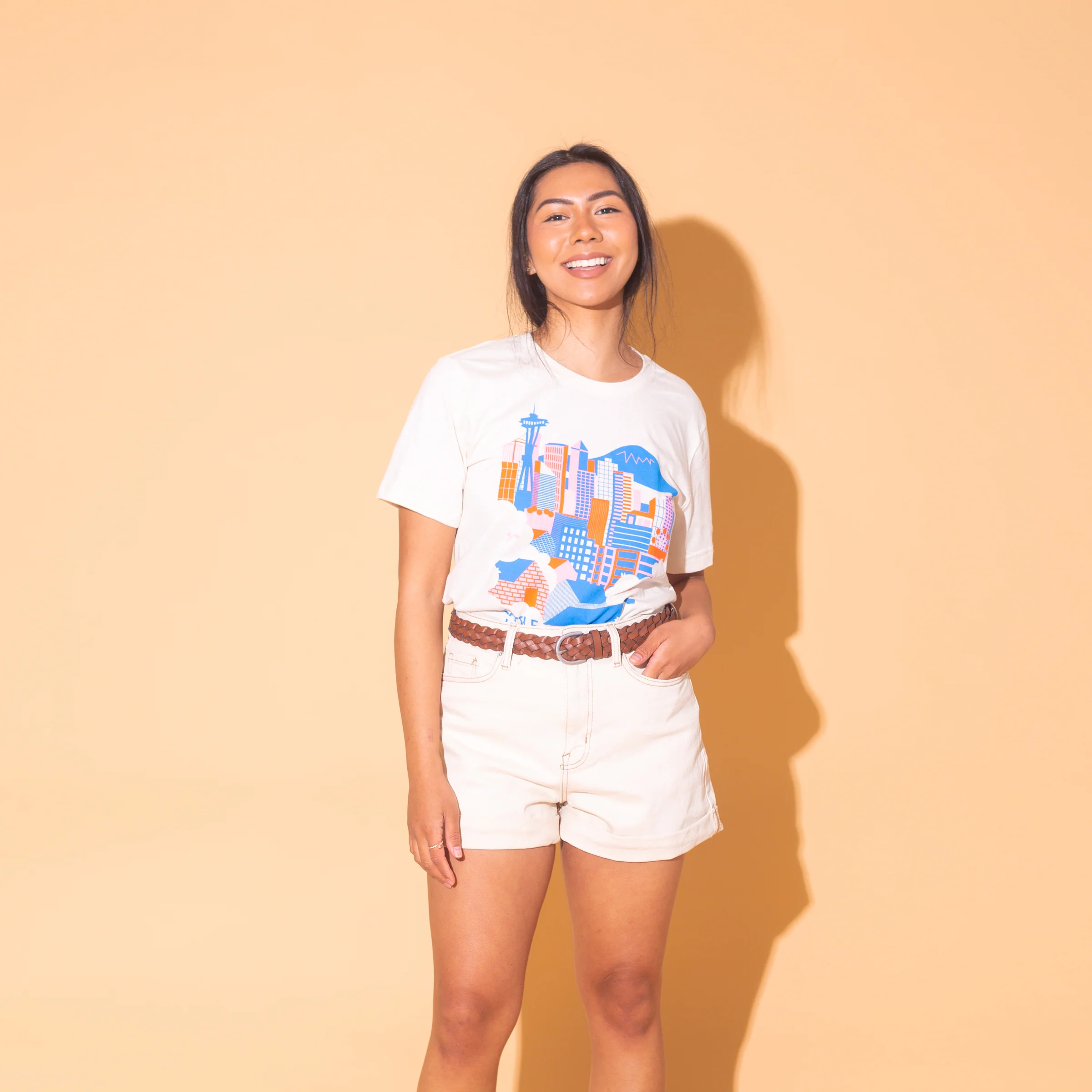 Seattle Skyline Unisex Shirt (Natural) - Image 2
