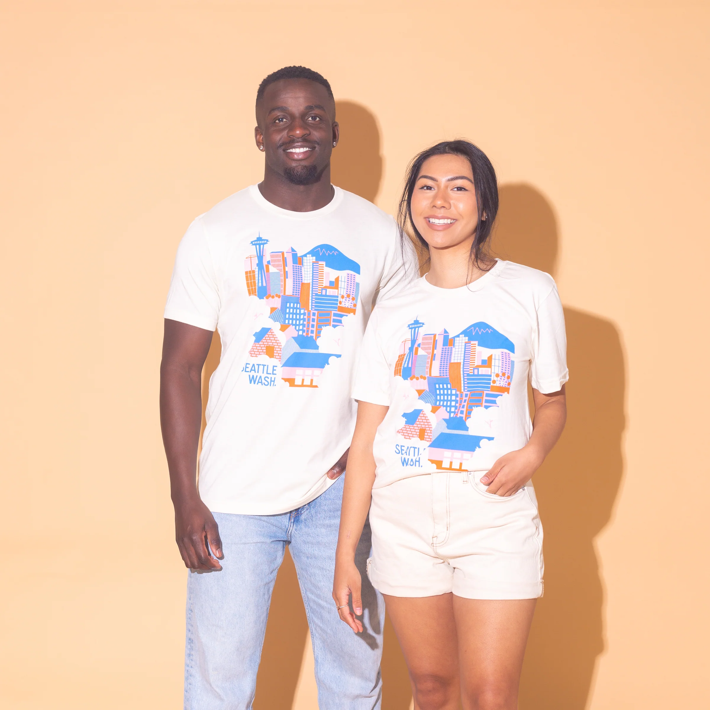 Seattle Skyline Unisex Shirt (Natural) - Image 3