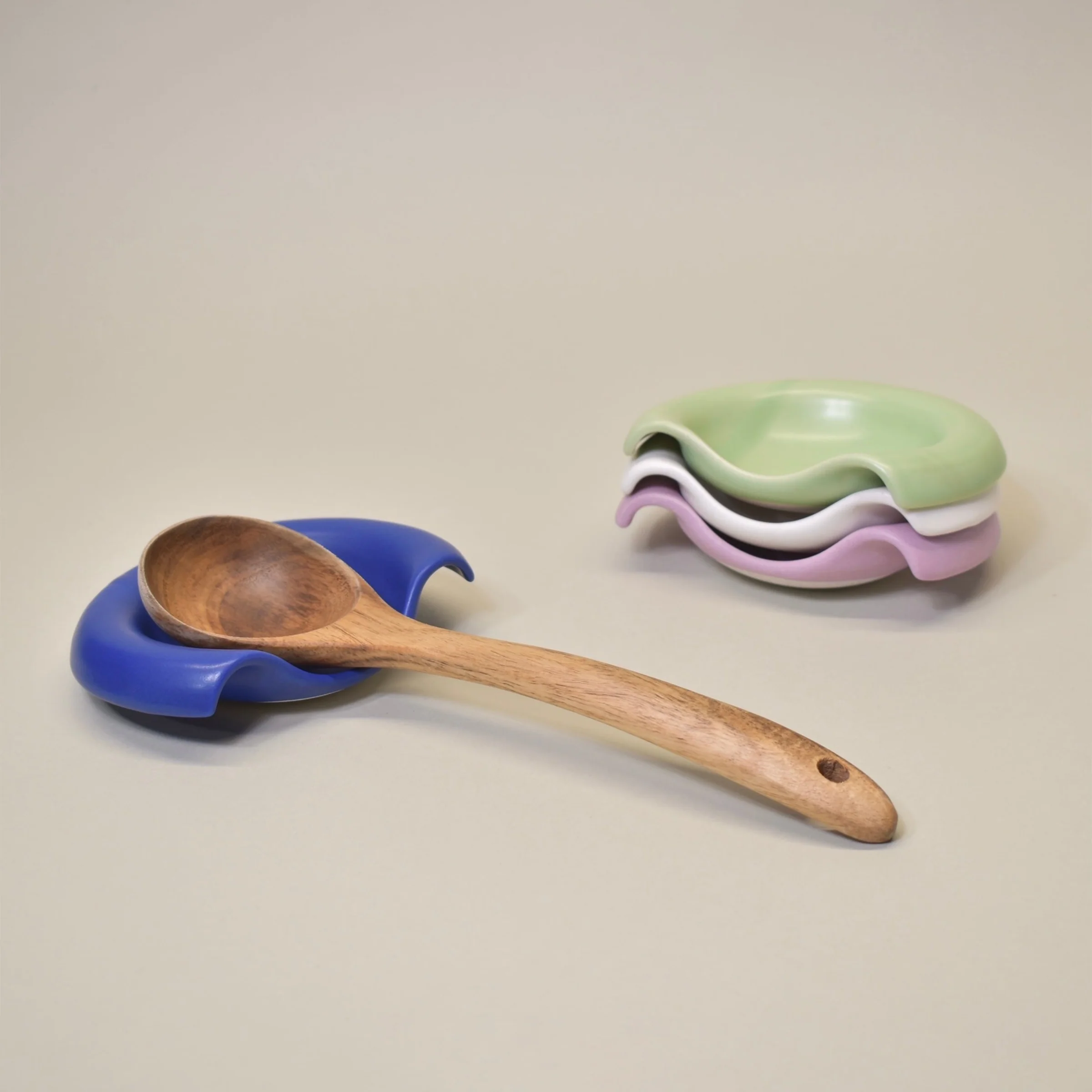 Slice Spoon Rest in Midnight - Image 2