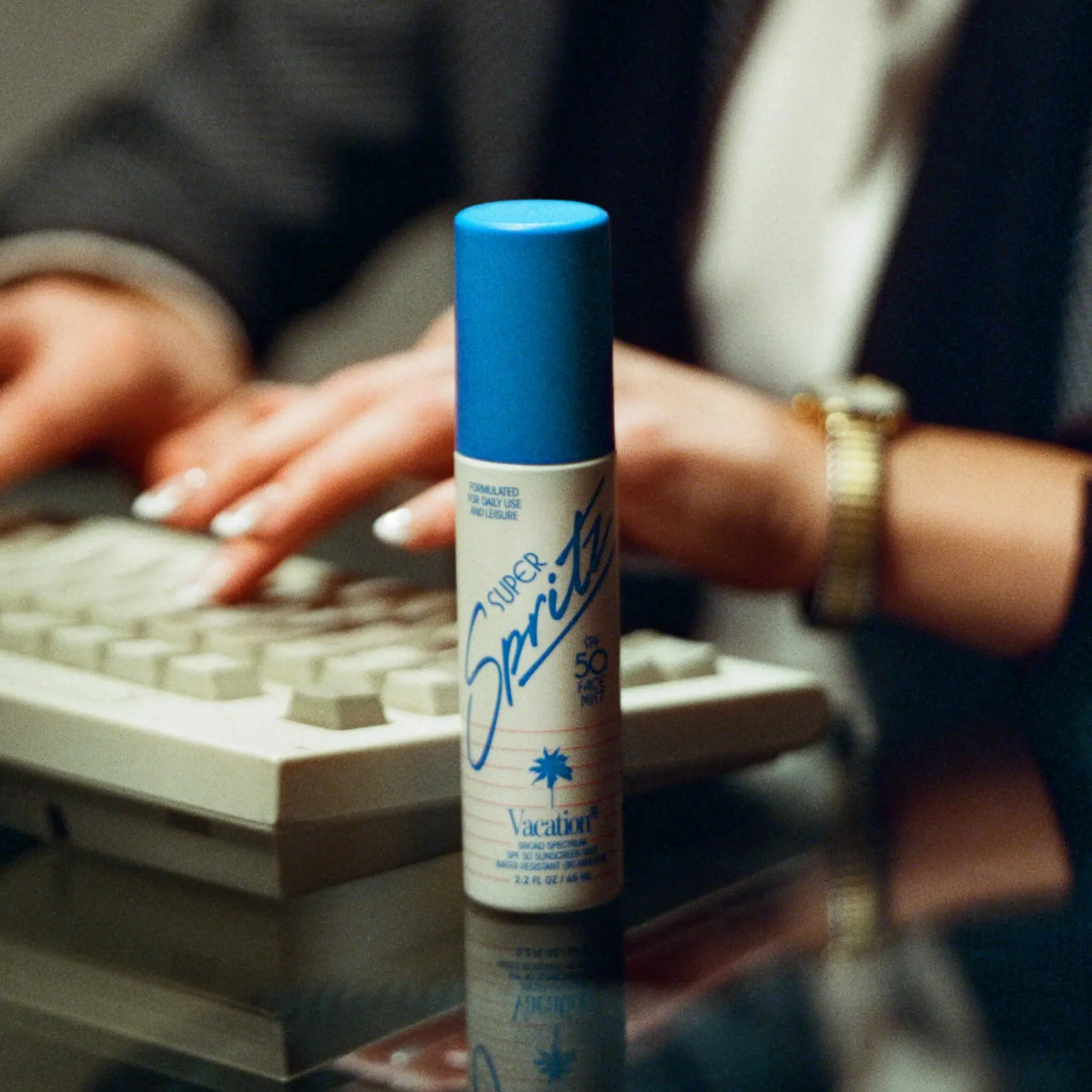 Vacation Super Spritz Face Mist SPF 50 - Image 3